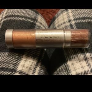 Wet N Wild 160 Golden Glow Mega Shimmer illuminating powder brush r…
